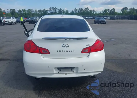 2012 Infiniti G37 Journey z USA, uszkodzony, nr VIN JN1CV6AP3CM932948